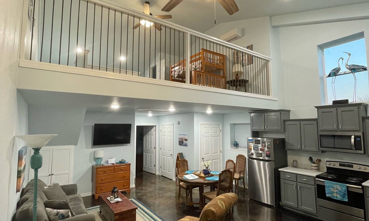Copeland House | Grand Lake Barndominium. Close to Wolf Creek & Monkey Island. Lake access!