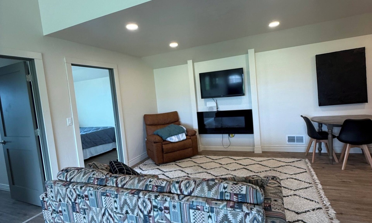 Sheridan House | Great views!