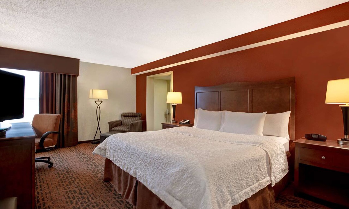 Saint Marys  Allen County Hotel | Hampton Inn Ft. Wayne-Southwest