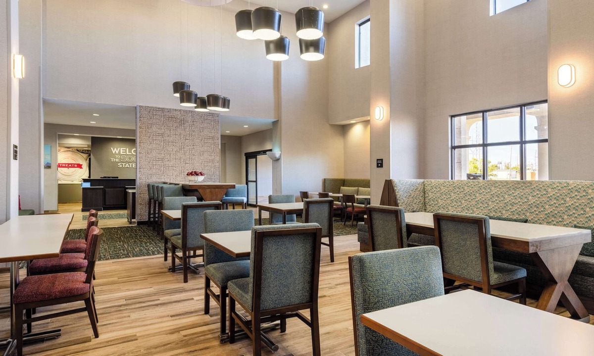 Woodward Hotel | Hampton Inn & Suites Woodward