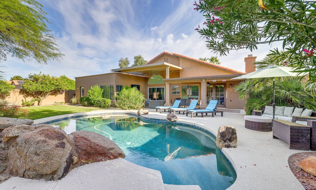 Warner Ranch House | Heated Pool & Patio: Tempe Retreat Near Hiking!