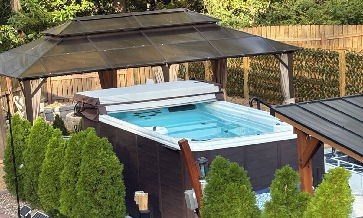 Waldron Condo | Heated Swim Spa + Outdoor Movie Theater, Private Resort