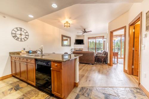 The Highlands Apartment | Highland Greens Lodge #311