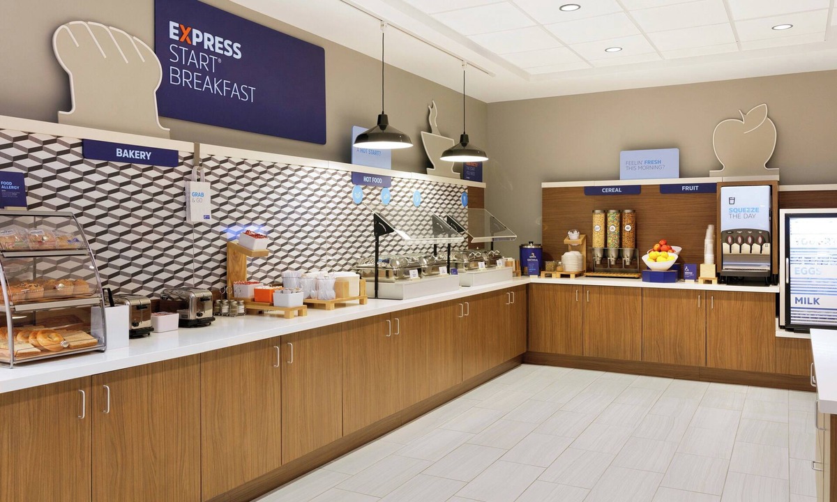 Greenwood Village Hotel | Holiday Inn Express and Suites Greenwood Village DTC by IHG