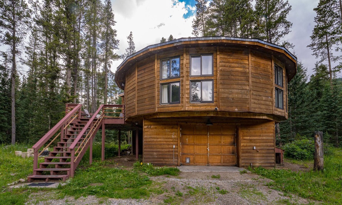 Blue River Cabin | Hygge Dome in the Forest of Blue River