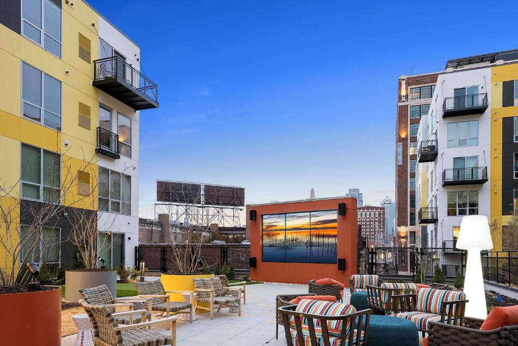 Crossroads Arts District Apartment | Insta-Worthy Oasis Less than 10 miles to Arrowhead Stadium 311