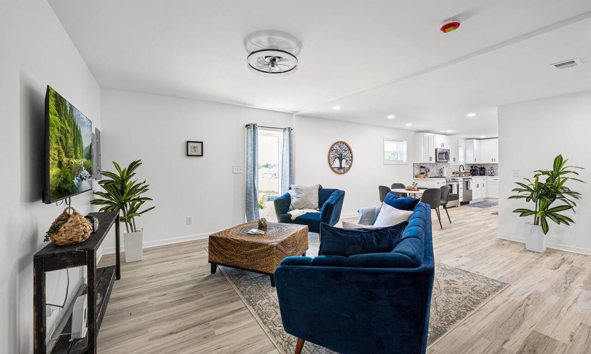 South Kansas City House | Kansas City Family Home ~ Arcade Games & Huge Yard