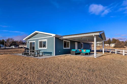 Lonergan House | Lake McConaughy Getaway w/Patio - Walk to Beach