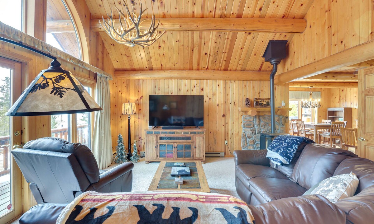 Grand Lake Cabin | Lake & Mtn Views: Spectacular Grand Lake Home