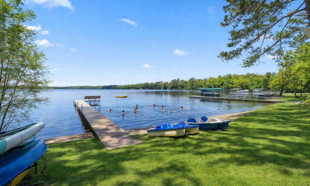 Emily Cabin | Lakefront Upnorth Getaway Sleeps 57|Dock Your Boat