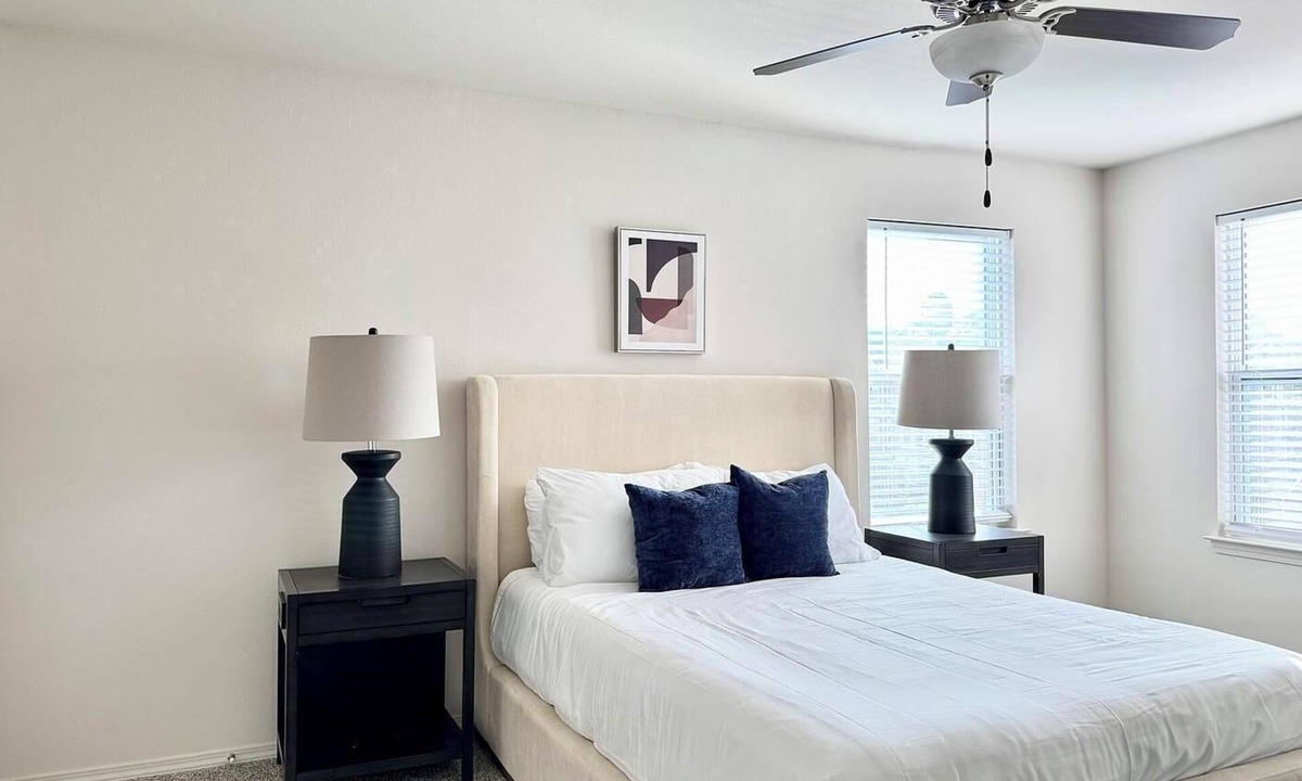 Belton Apartment | Landing | Amazing 1BD, Pool, Clubhouse