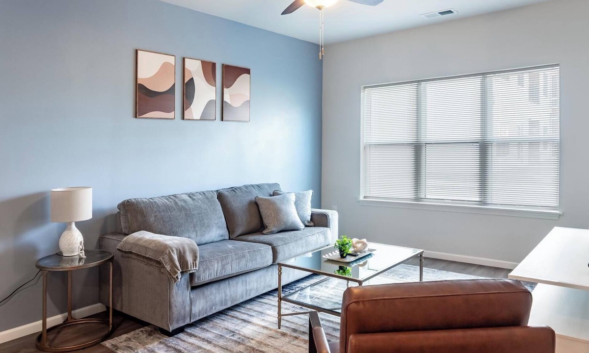 Greenwich Apartment | Landing | Beautiful 2BD, Game Room, Courtyard