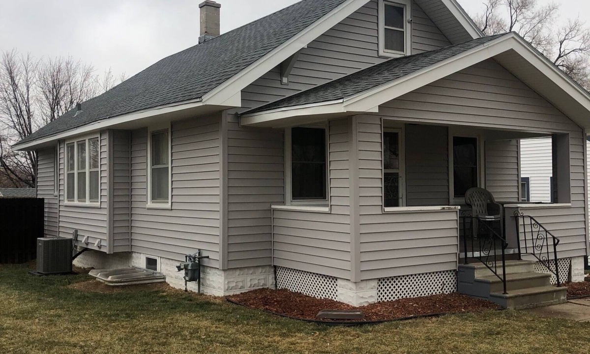 Southeast Omaha House | Last call for Hascall - Near UNMC