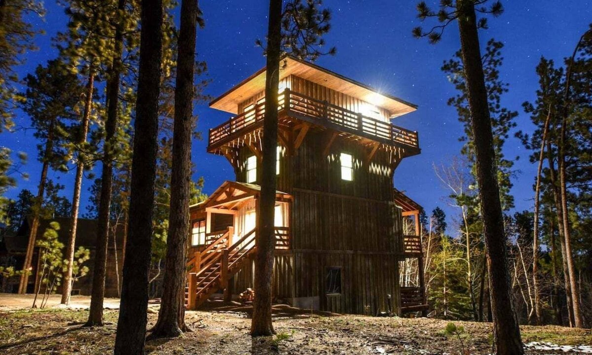 Deadwood Cabin | Lookout Tower - Access to Pool!