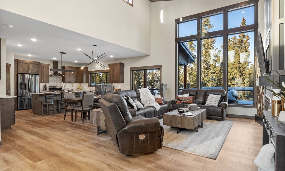 Lead Cabin | Luxurious cabin with outdoor pool access, paved roads, oversized garage