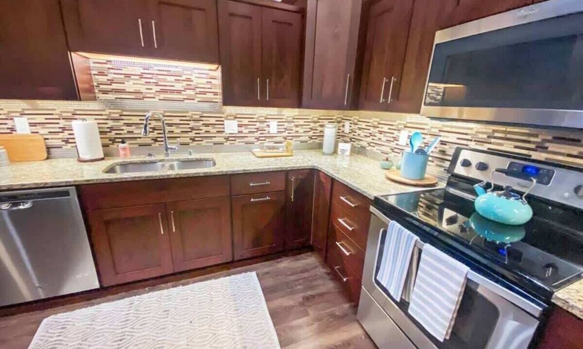 Historic Downtown La Crosse Apartment | Modern Downtown La Crosse Apartment