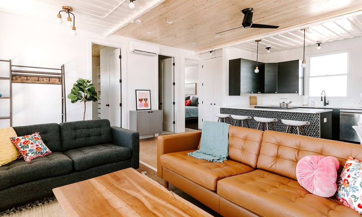 Berkley Apartment | Modern Shipping Container Guest House w/City Views