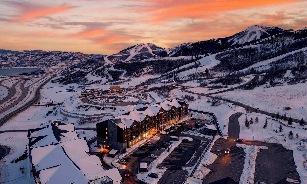 Deer Valley Condo | Modern Studio + Spa Access | Deer Valley + Main St | Pioche Peak by AvantStay