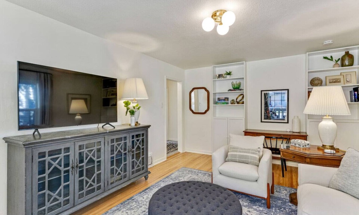 Joaquin House | Nest & Nook 2 Units, 2 Mins from BYU