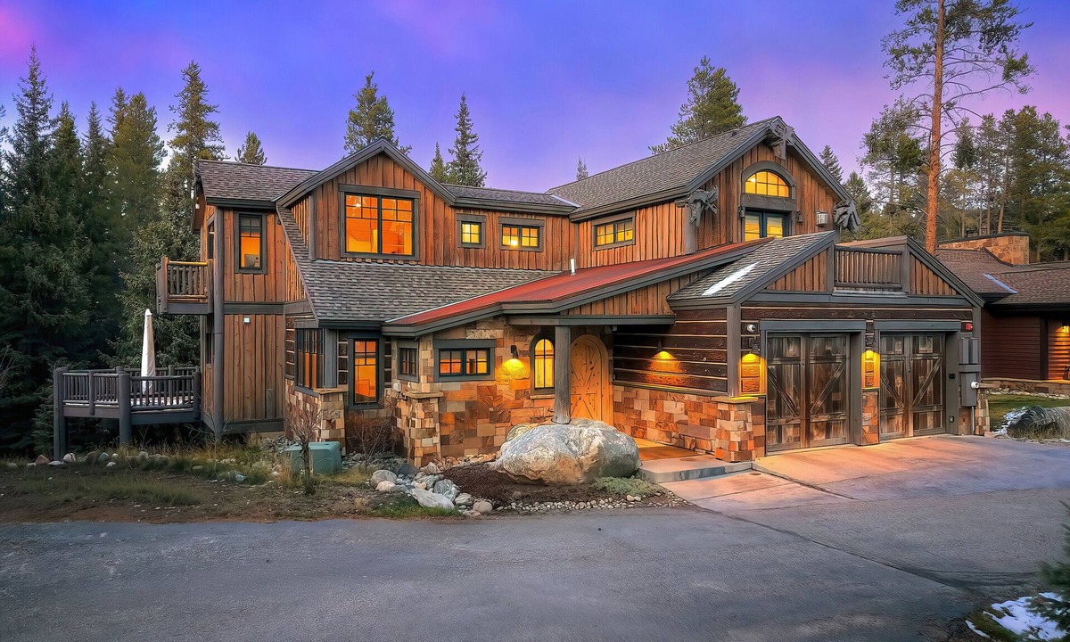 Warrior's Mark Villa | NEW Elevation Pointe near Downtown/Peak 9 22034