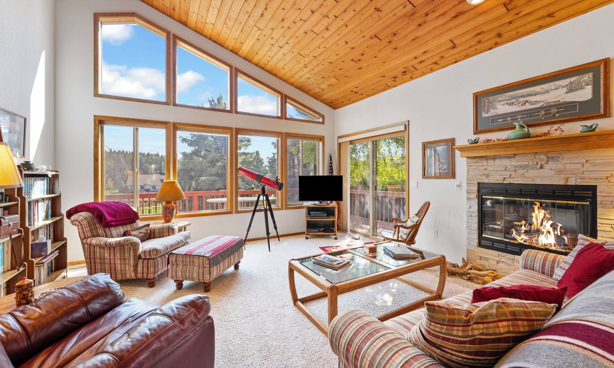 Bigfork Condo | New! Home on Golf Course, Fireplace, Spacious Deck
