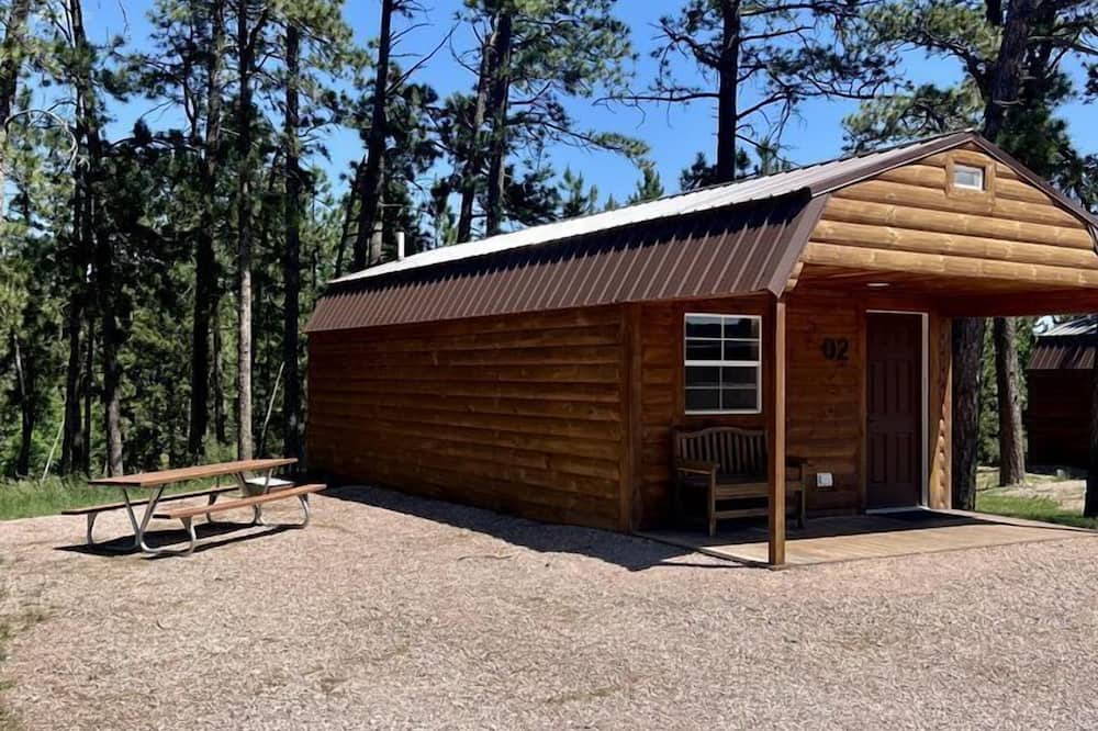 Rockerville Cabin | Off-Grid Cabin Fully Equipped in South Dakota