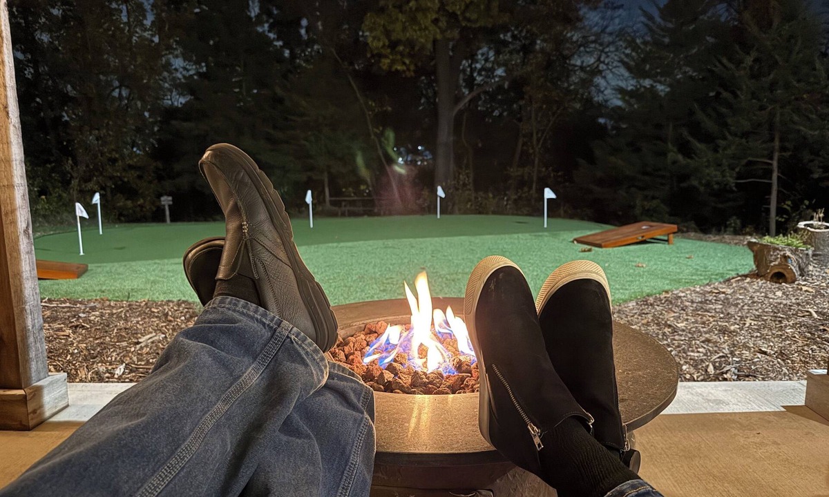 Edwardsville Apartment | One Bedroom Relaxing Woodland Getaway with Putting Green and Walking Trails