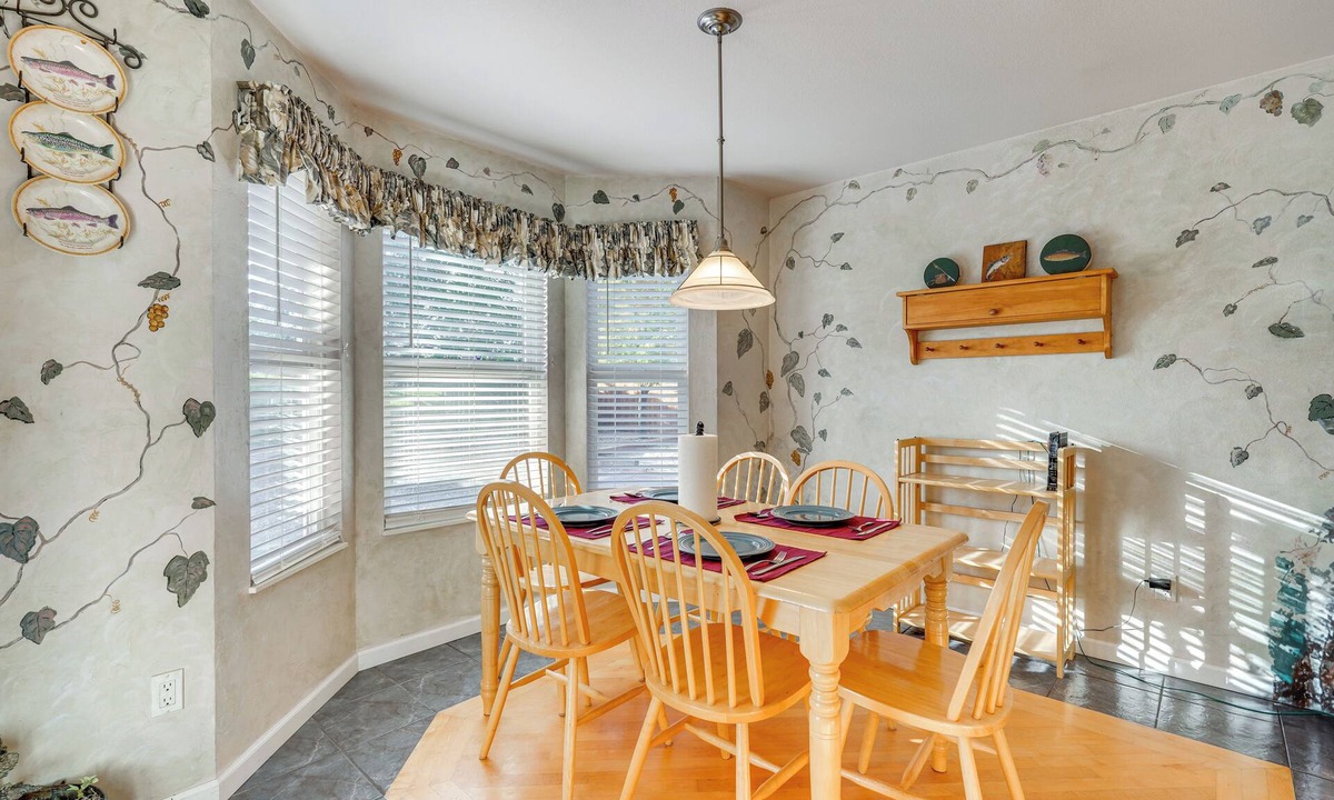 Pueblo West House | Patio & Grill: Family Home in Pueblo West