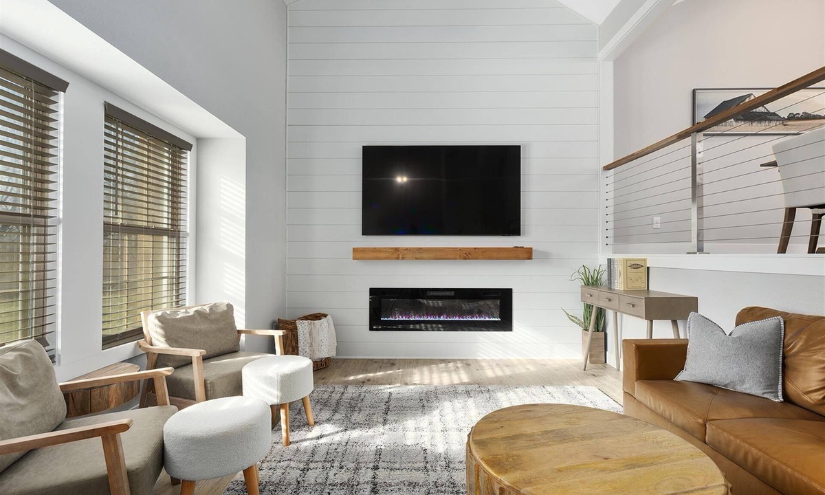 Clay County House | Picture perfect modern farmhouse getaway on enchanting 7 acres in Holt