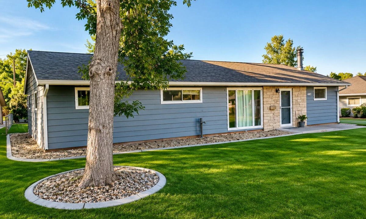 Chadron House | Prairie’s Rest - 3BR Ranch Near CSC, Fort Robinson & State Parks
