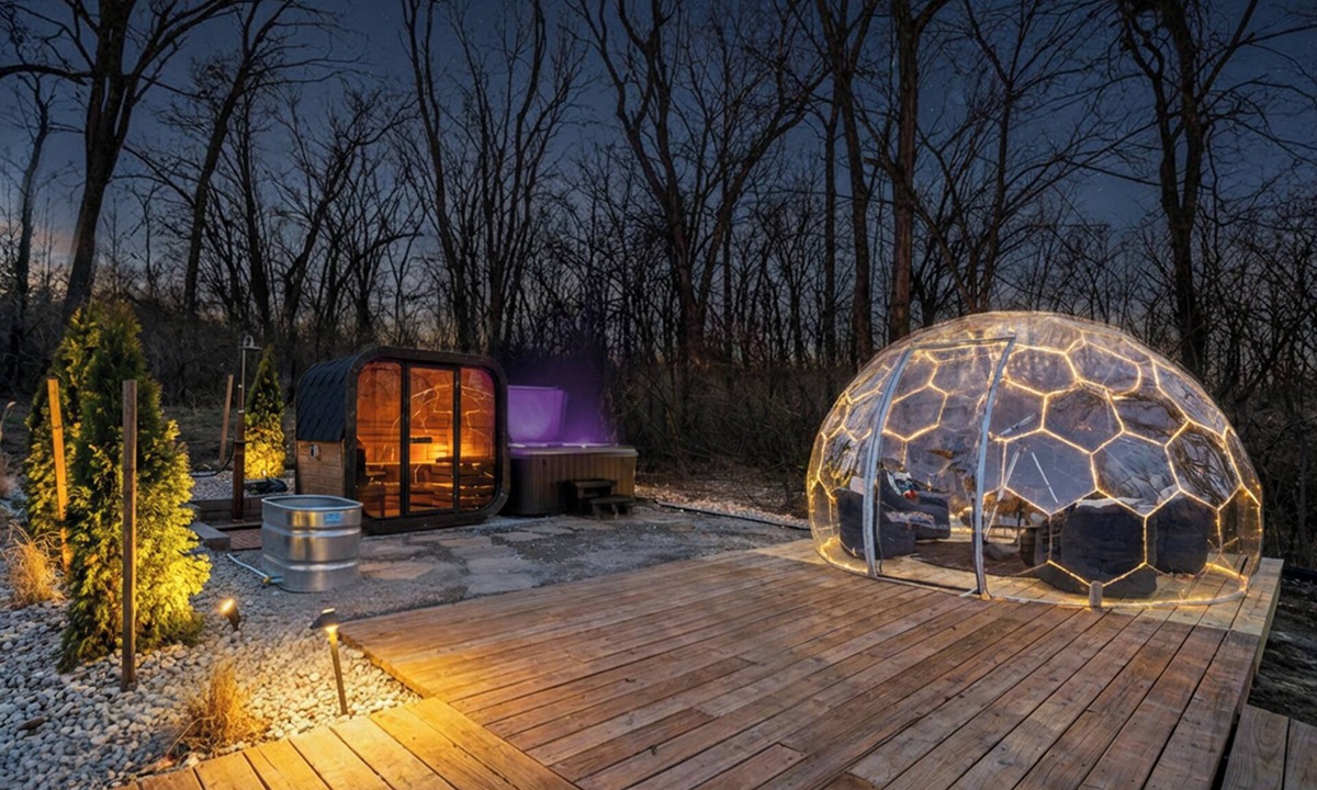 Grandview Cabin | Private Cabin on 6Acres & Sleeps 21! Pickleball+Sauna+Hottub+World Cup Retreat!