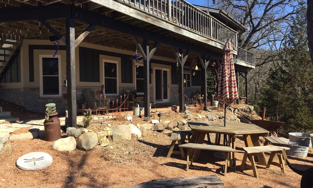 Whitewater House | Private Kettle Moraine Forest getaway w/Alpacas, fire pit & direct trail access!