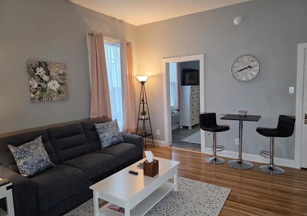 Downtown Apartment | Relaxing Downtown 1 Bed, Dog Friendly Apartment with Deck, Dog Exercise Area