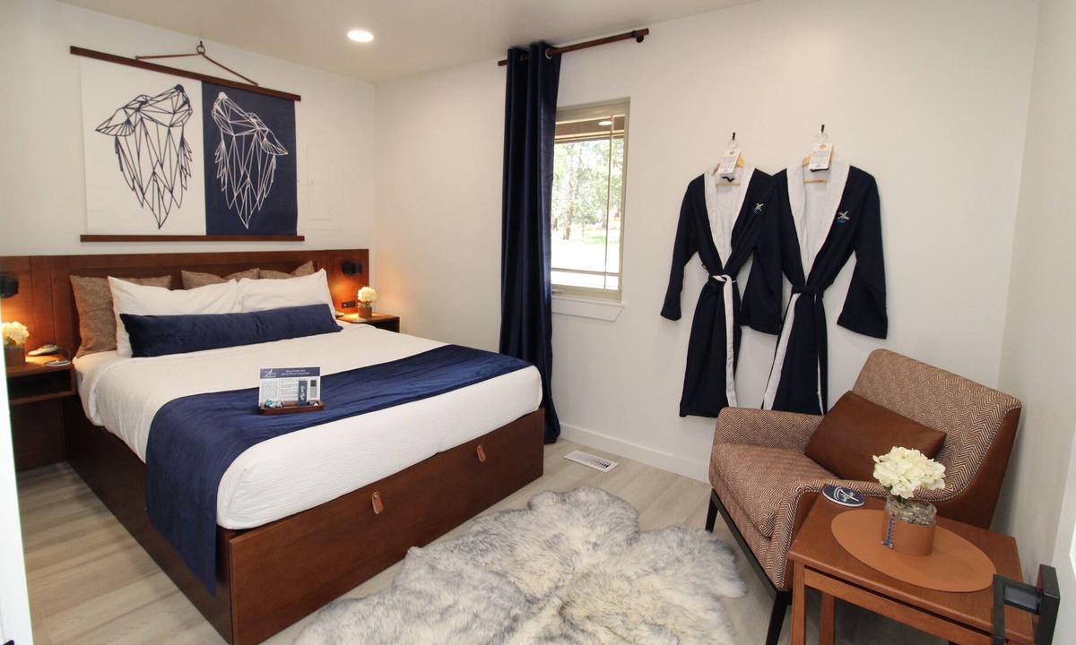 Angel Fire Cabin | Remodeled cabin in the woods, king bed, fire pit, A/C, Sleep Number Mattress