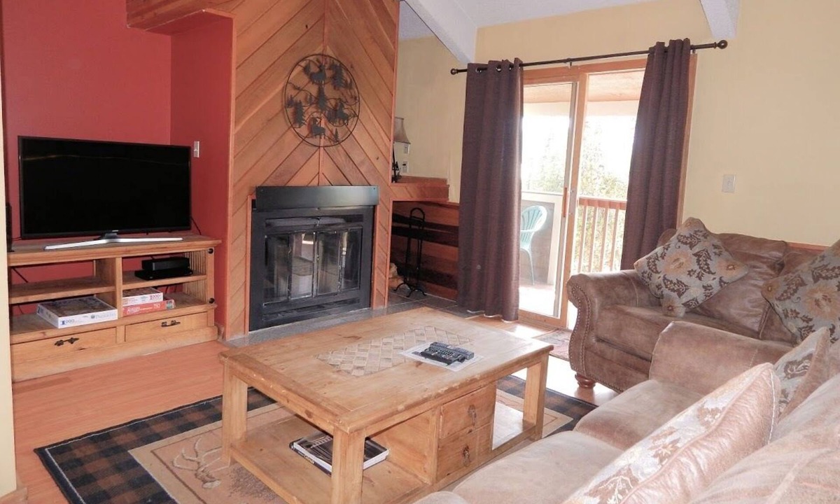 Baldy Mountain House | Rooms with a view! Spacious and comfort book with confidence