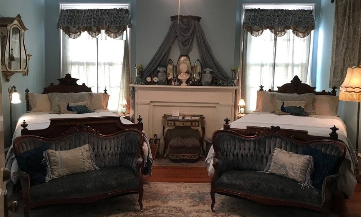 Columbus Bed & Breakfast | Shadowlawn Bed & Breakfast