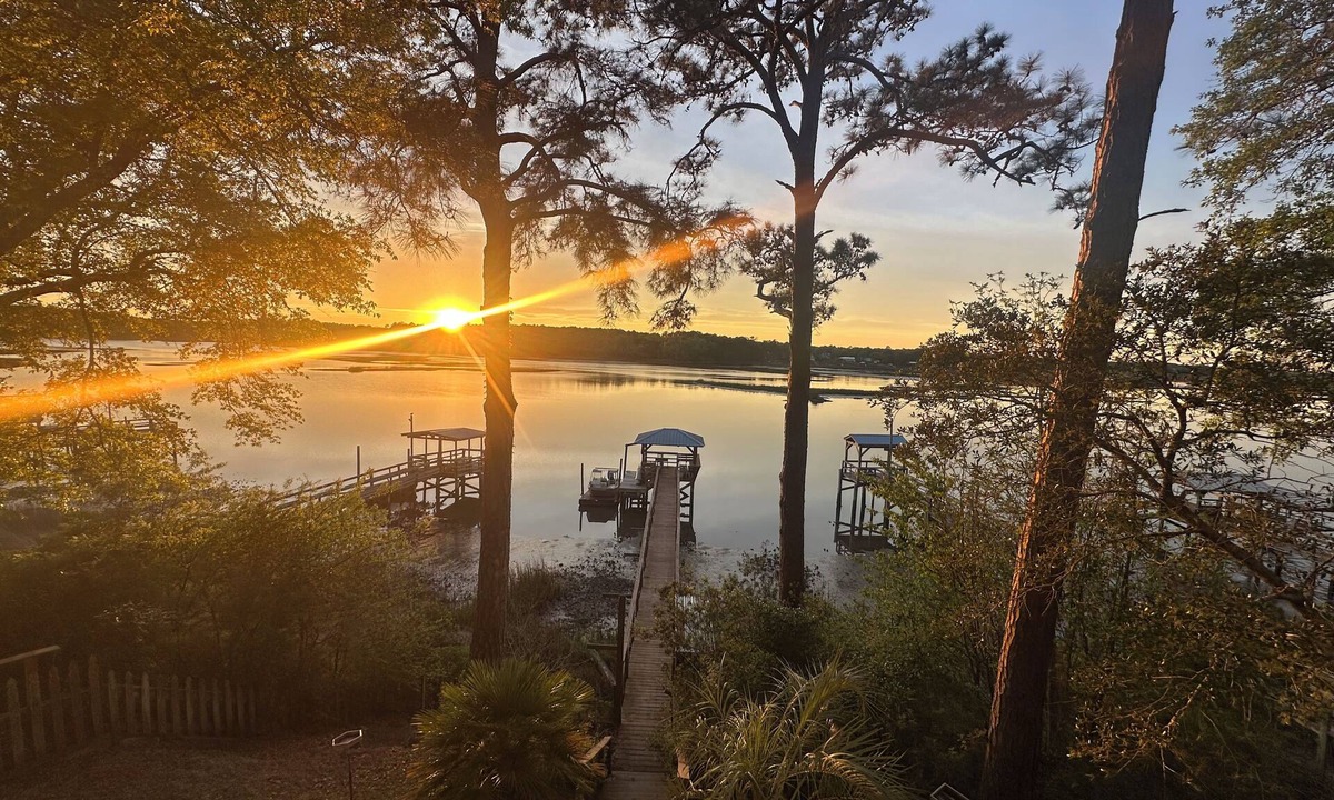 Shallotte House | Shallotte Riverfront Two-Bedroom Home w/Private Dock Minutes from Area Beaches