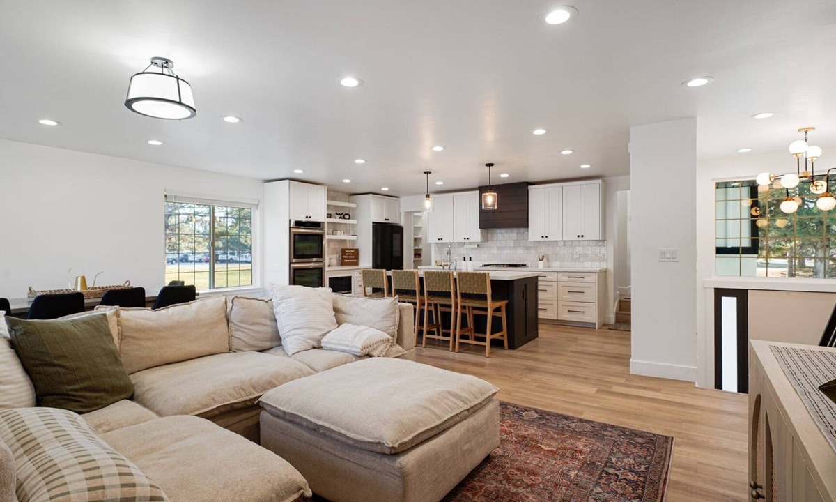 Sunset Heights House | SLEEPS 20! Orem Oasis Game Room & Hot Tub Retreat