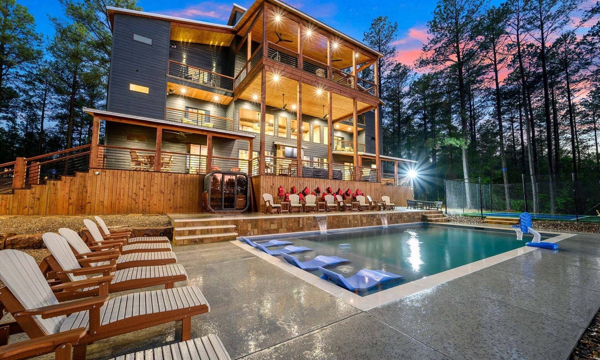 Pickens Cabin | Sleeps 52, Pond w/Kayaks, Epic Game Room, Pool, UTV Access