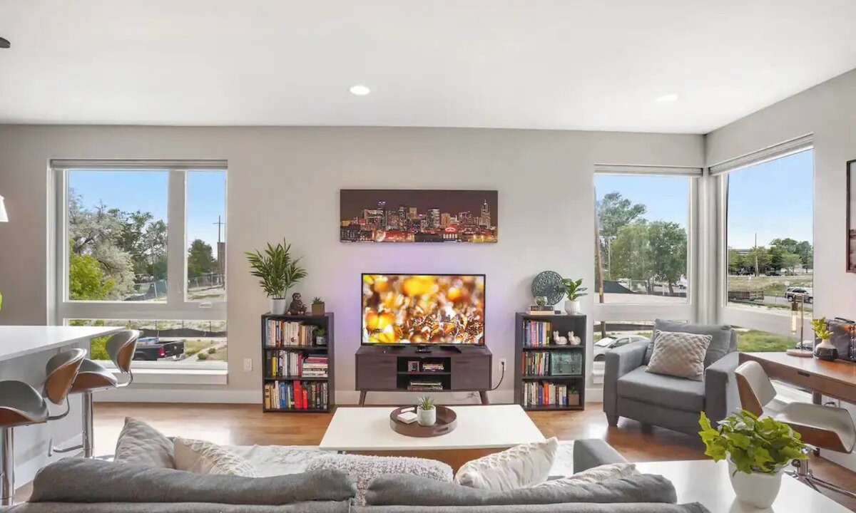 West Colfax House | Slofax Place - Modern Luxury Townhome in Sloans Lake Denver