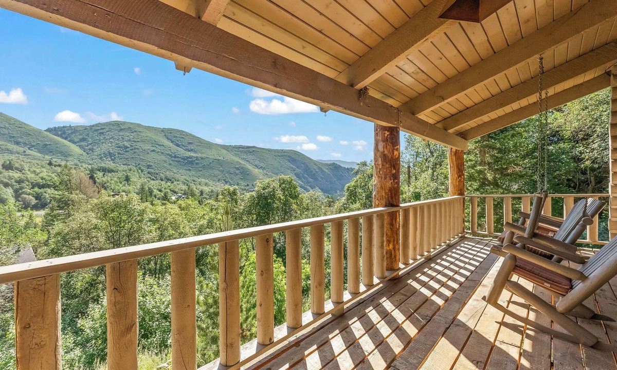 Sundance Cabin | Solitude in Sundance - Hot Tub, 4 Bed 4 Bath, Secluded, Views, Quiet, Forested