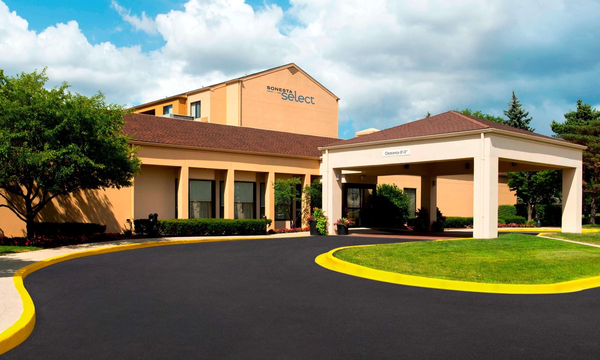 Arlington Heights Hotel | Sonesta Select Arlington Heights North