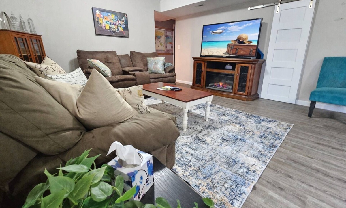 Lawrence Apartment | Spacious 1BR Near KU & Downtown - Patio – Freeman Hideaway