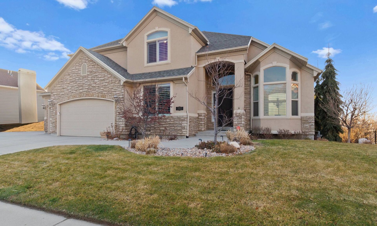 Draper House | Spacious 5BR Draper Retreat Mountain Views + Near Ski Resorts