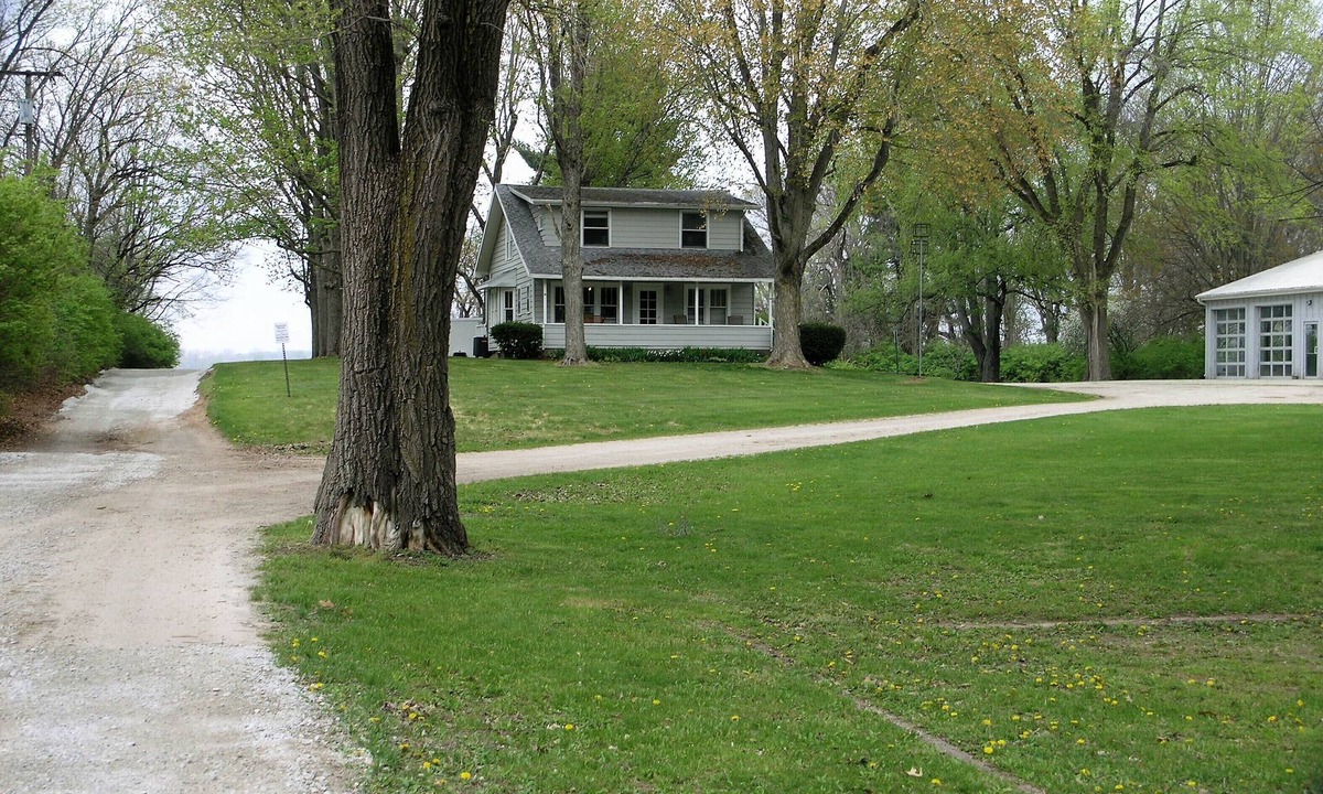 Enchanted Hills House | Spacious and secluded 7-bedroom lake front retreat.