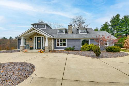 Springfield House | Spacious Home w/Games, 4 fireplaces, 5 acres!