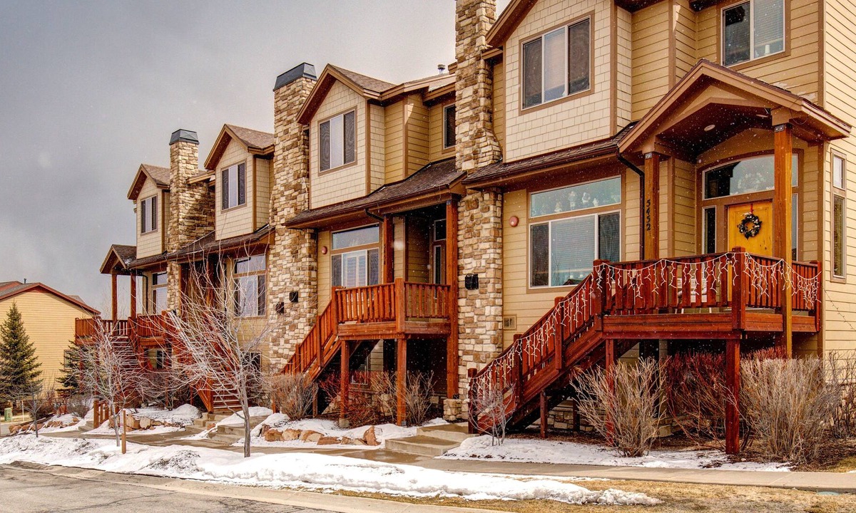 Bear Hollow Village House | Spacious & Updated - Family-Friendly Home w/ Private Hot Tub & Shared Pool