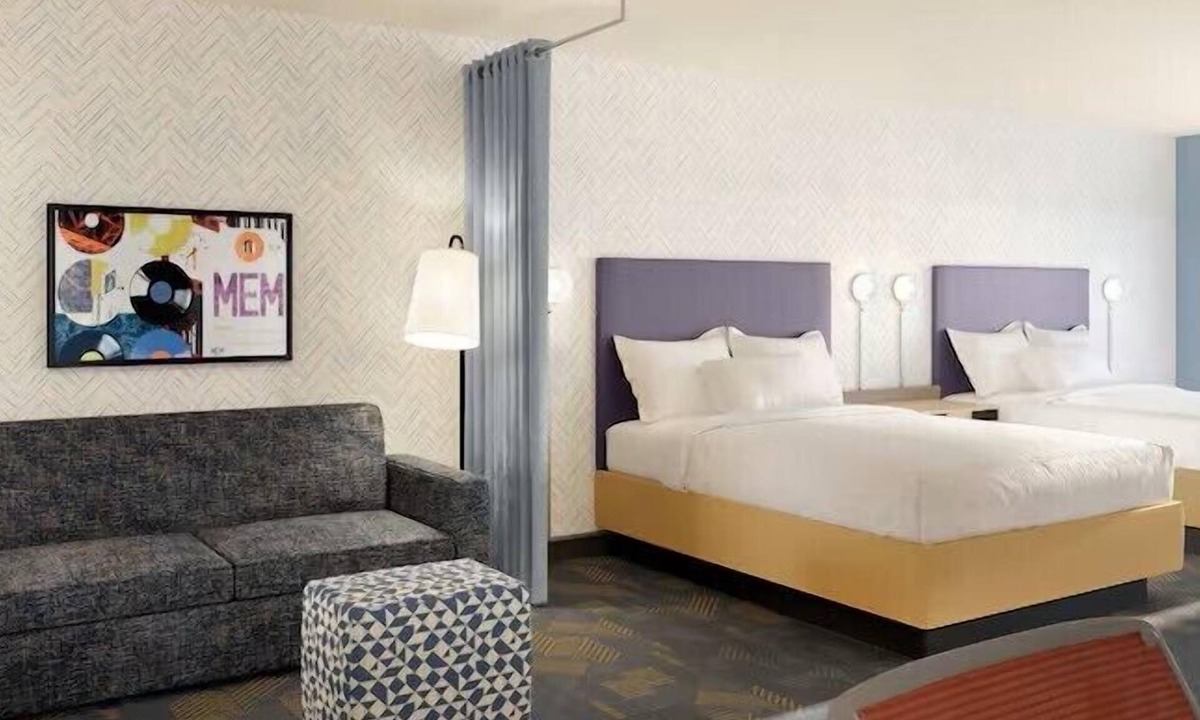 Grain Valley Hotel | Spark by Hilton Grain Valley Kansas City