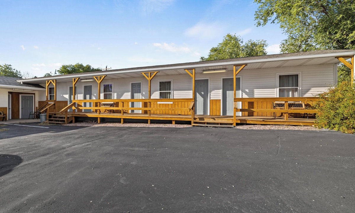 Moorcroft Apartment | Studio Apartment #6 In Moorcroft Wyoming Located Near Keyhole Lake