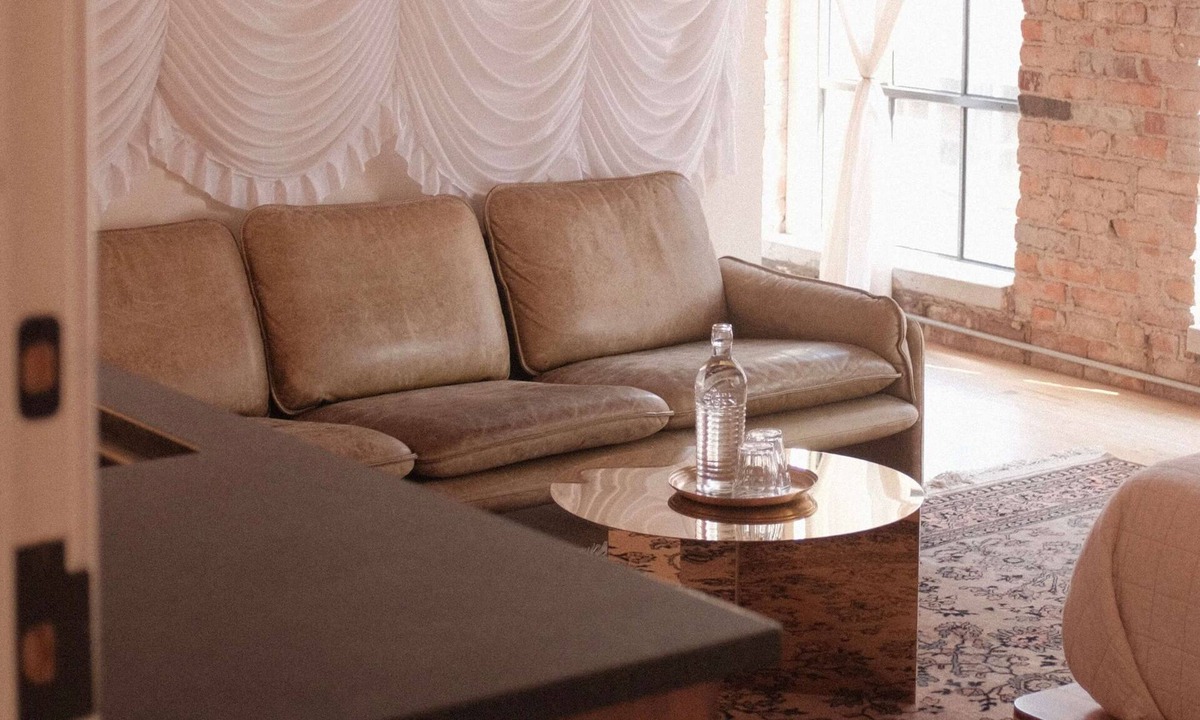 Crossroads Arts District Hotel | Studio Seven · Designer Retreat with Wet Bar